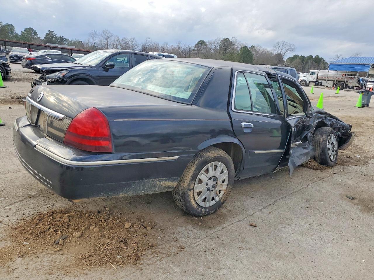 2007 MERCURY GRAND MARQUIS GS photo 7