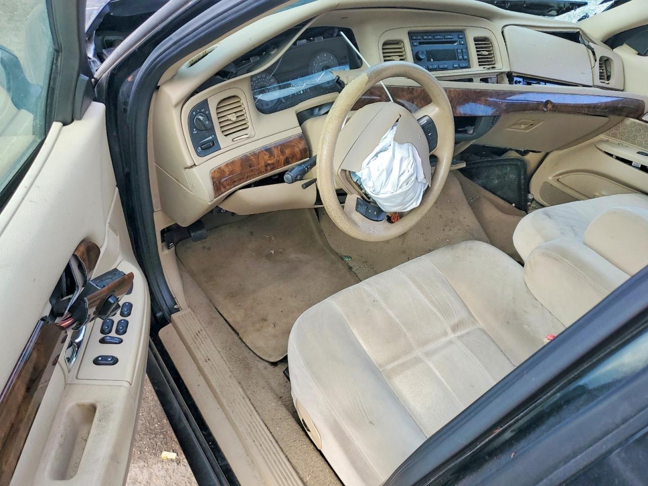 2007 MERCURY GRAND MARQUIS GS photo 22