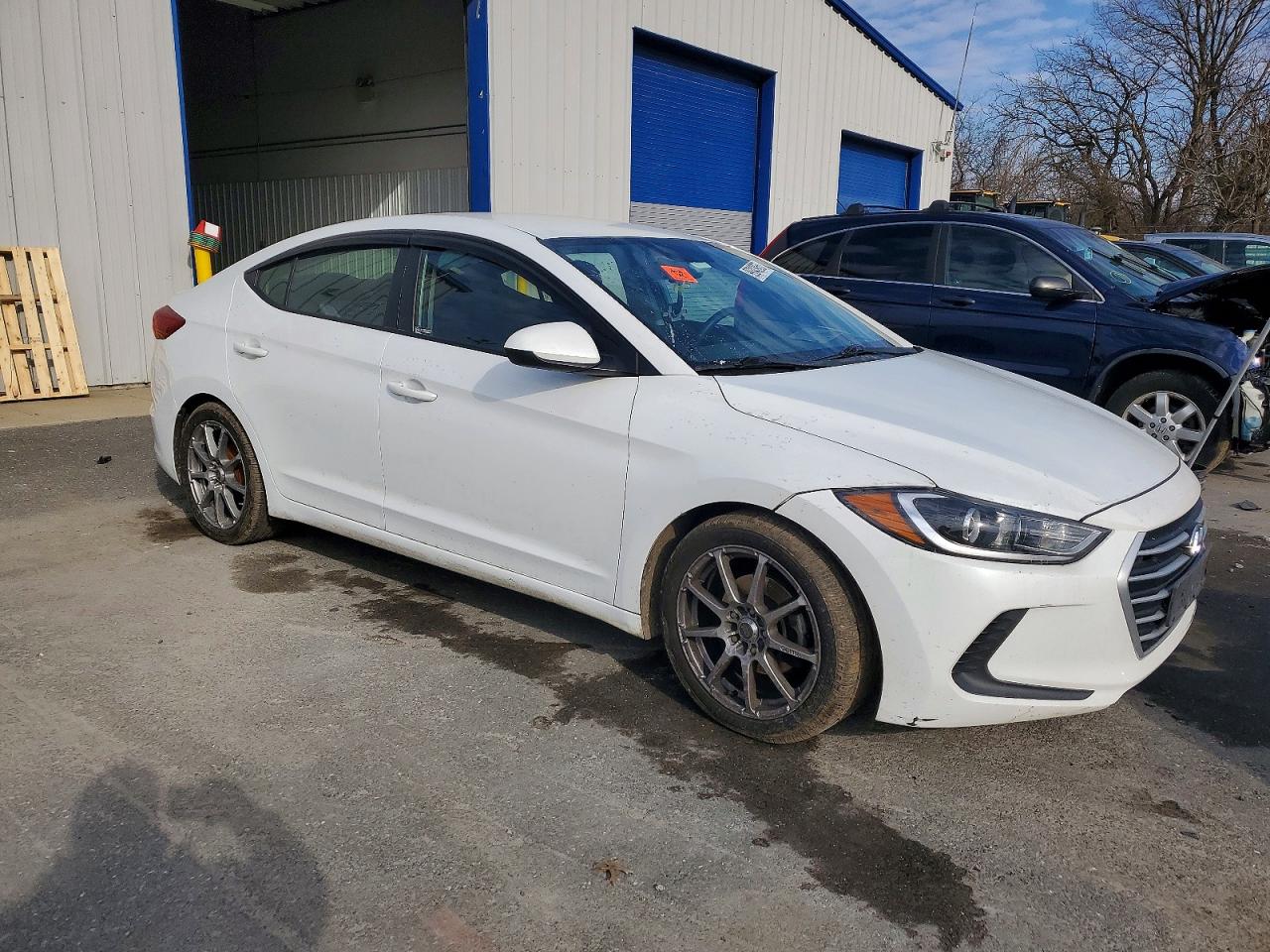 2017 HYUNDAI ELANTRA SE photo 7