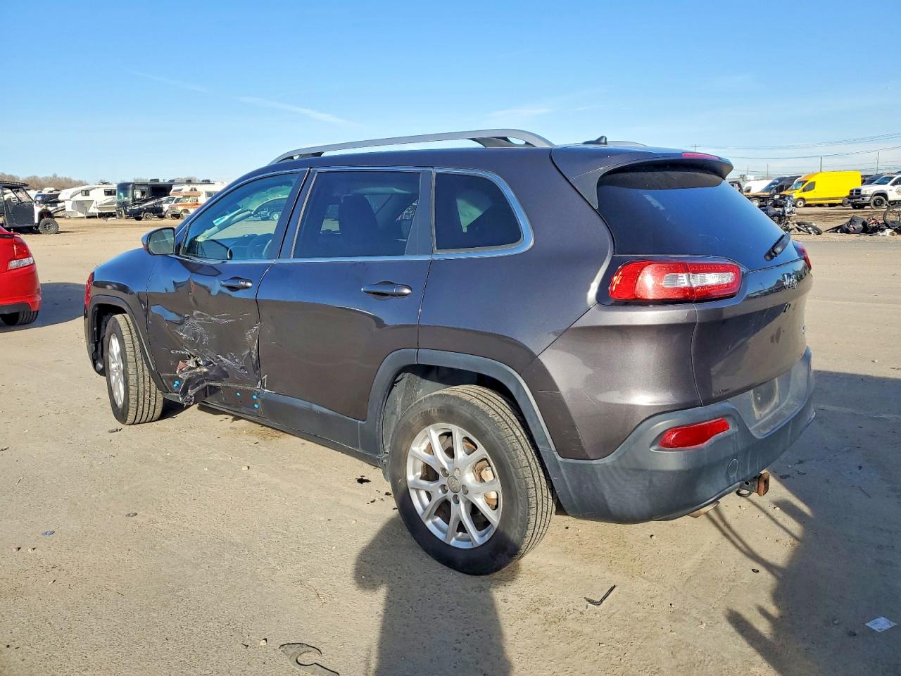 2015 JEEP CHEROKEE LATITUDE photo 4
