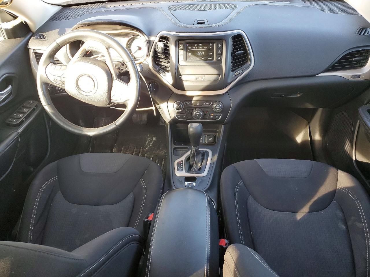 2015 JEEP CHEROKEE LATITUDE photo 22