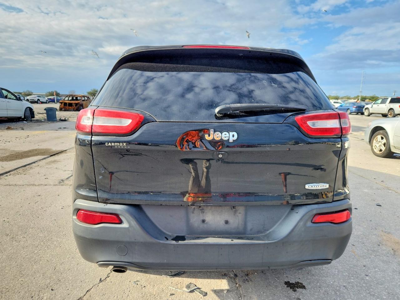 2017 JEEP CHEROKEE LATITUDE photo 6