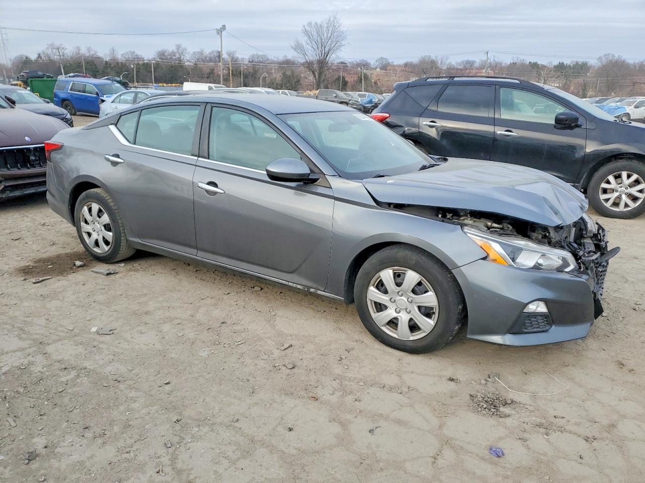 2019 NISSAN ALTIMA S photo 4