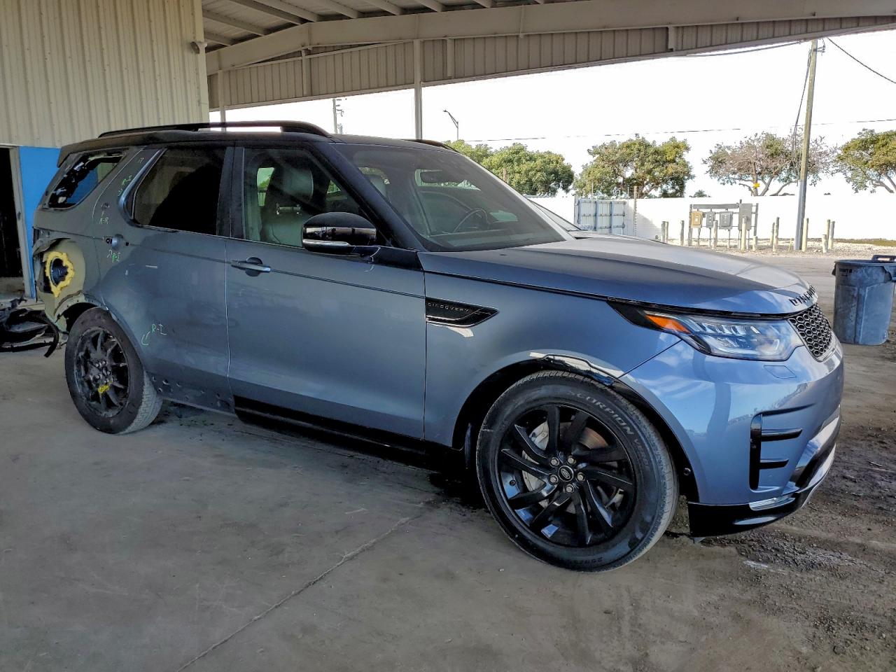 2019 LAND ROVER DISCOVERY HSE photo 4