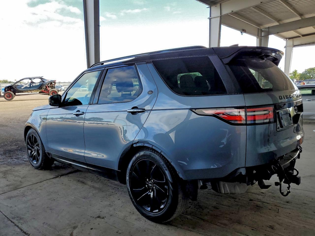 2019 LAND ROVER DISCOVERY HSE photo 2