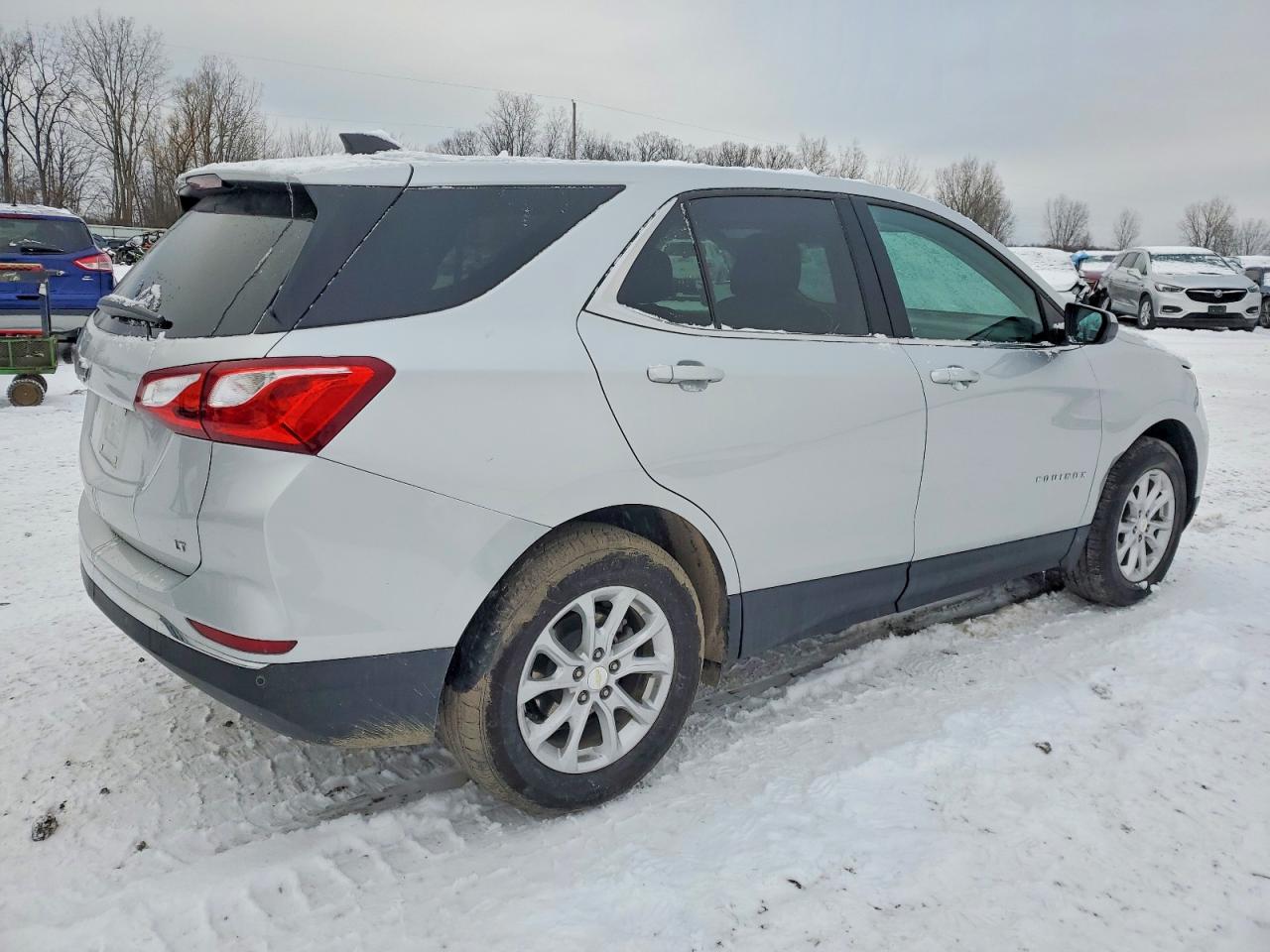 2020 CHEVROLET EQUINOX LT photo 3