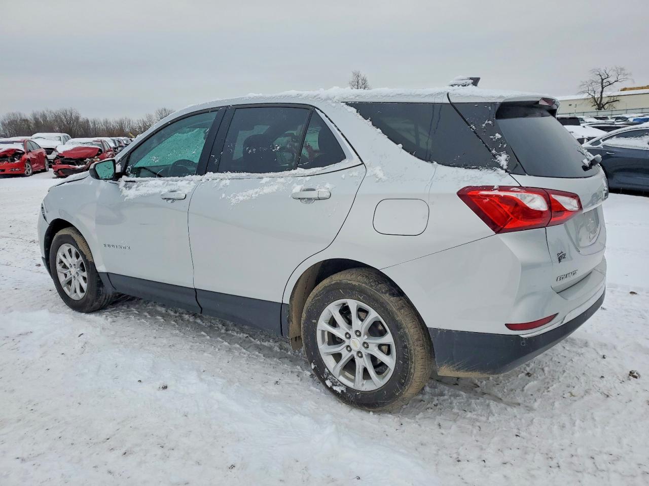 2020 CHEVROLET EQUINOX LT photo 2