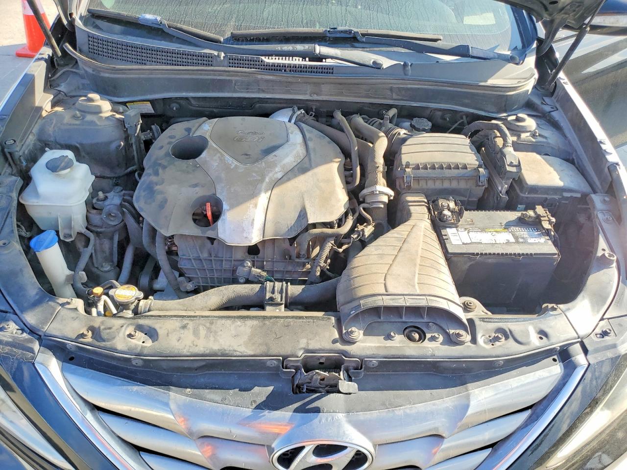 2012 HYUNDAI SONATA SE photo 11