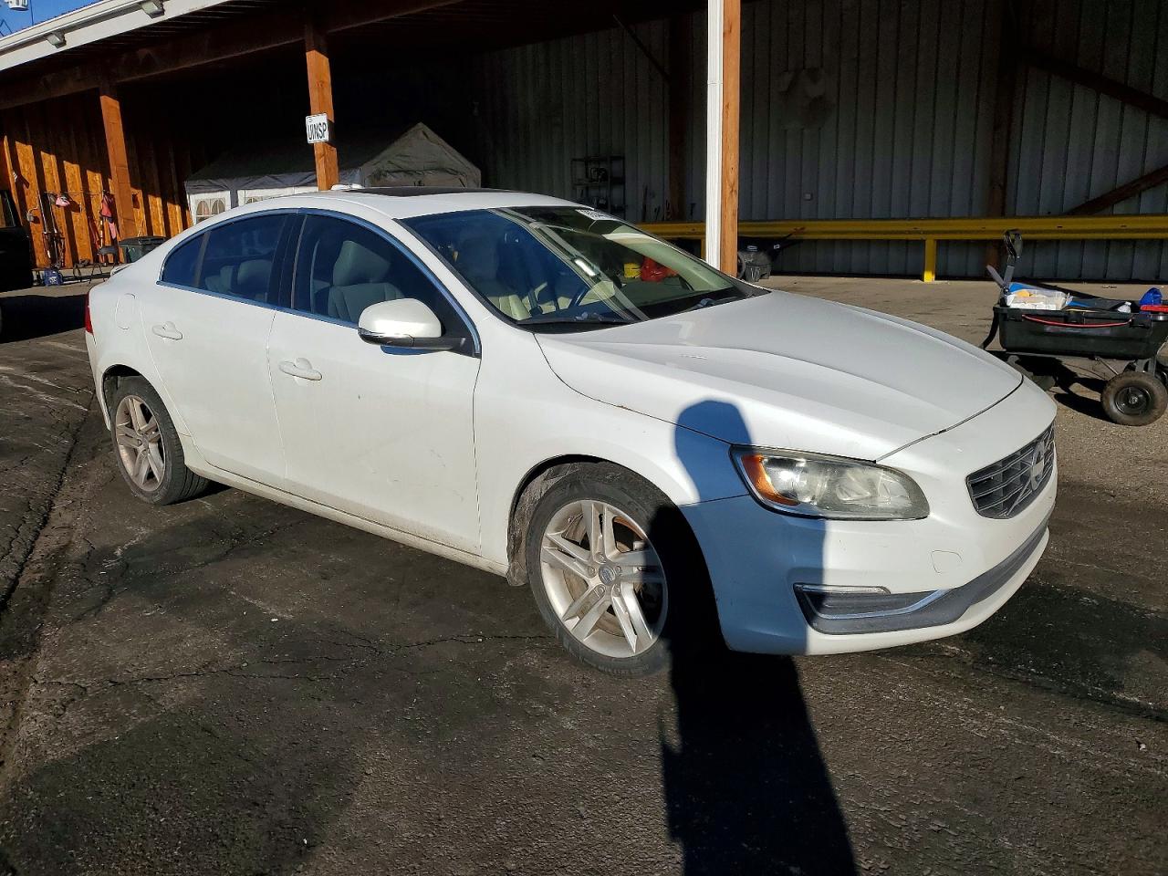 2015 VOLVO S60 PREMIER photo 10