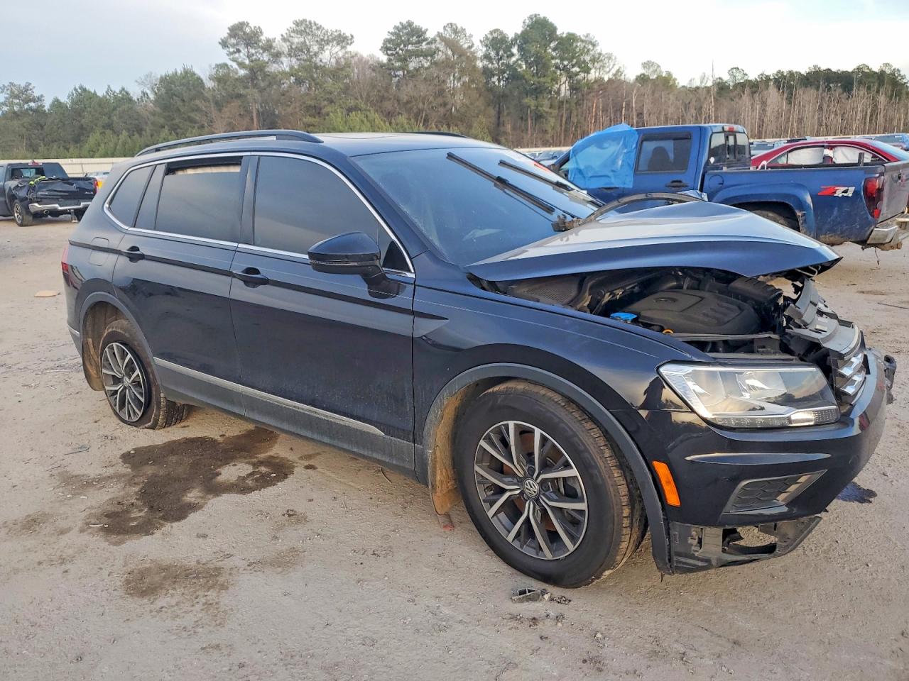 2020 VOLKSWAGEN TIGUAN SE photo 4