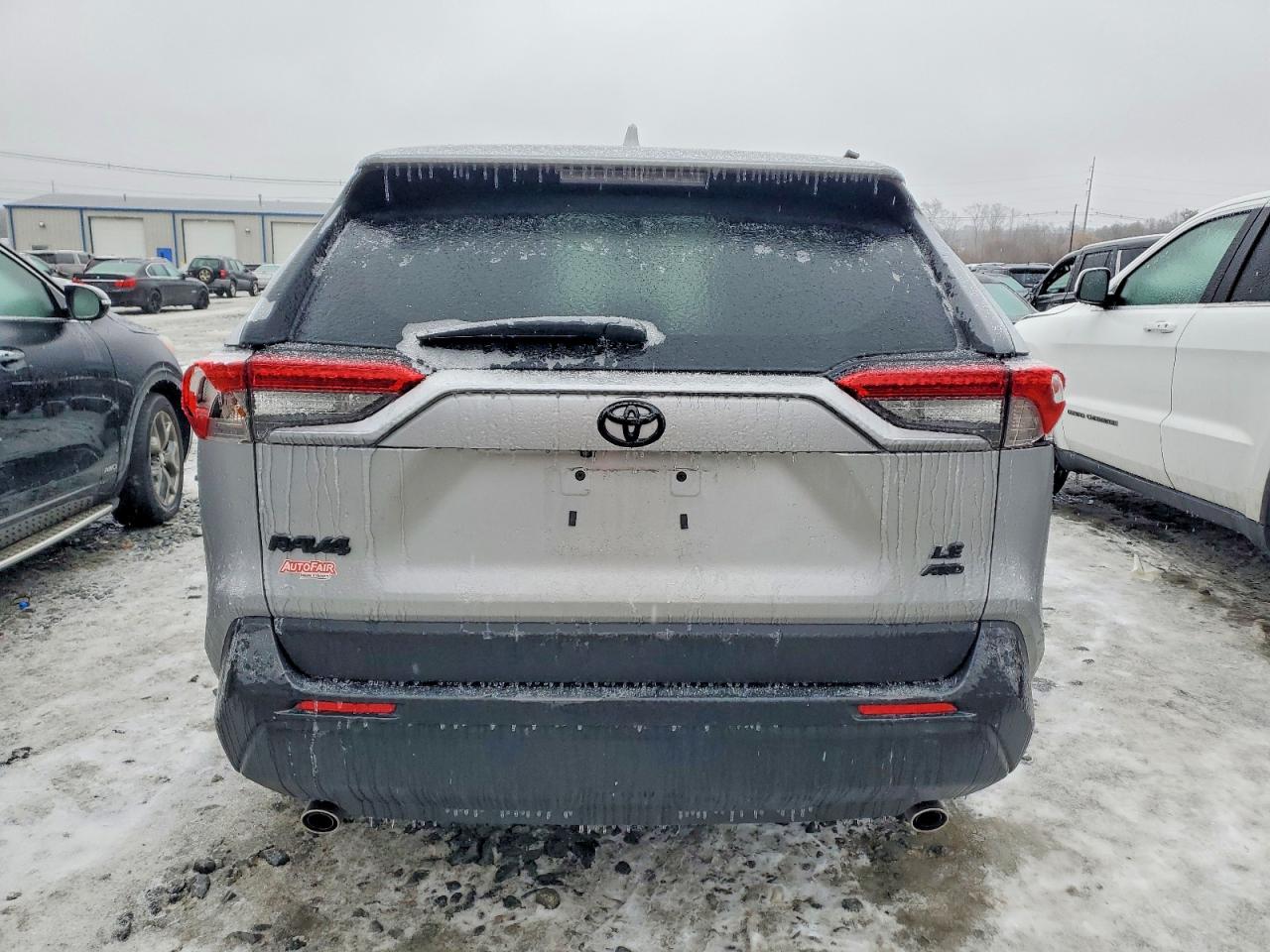 2025 TOYOTA RAV4 LE photo 6
