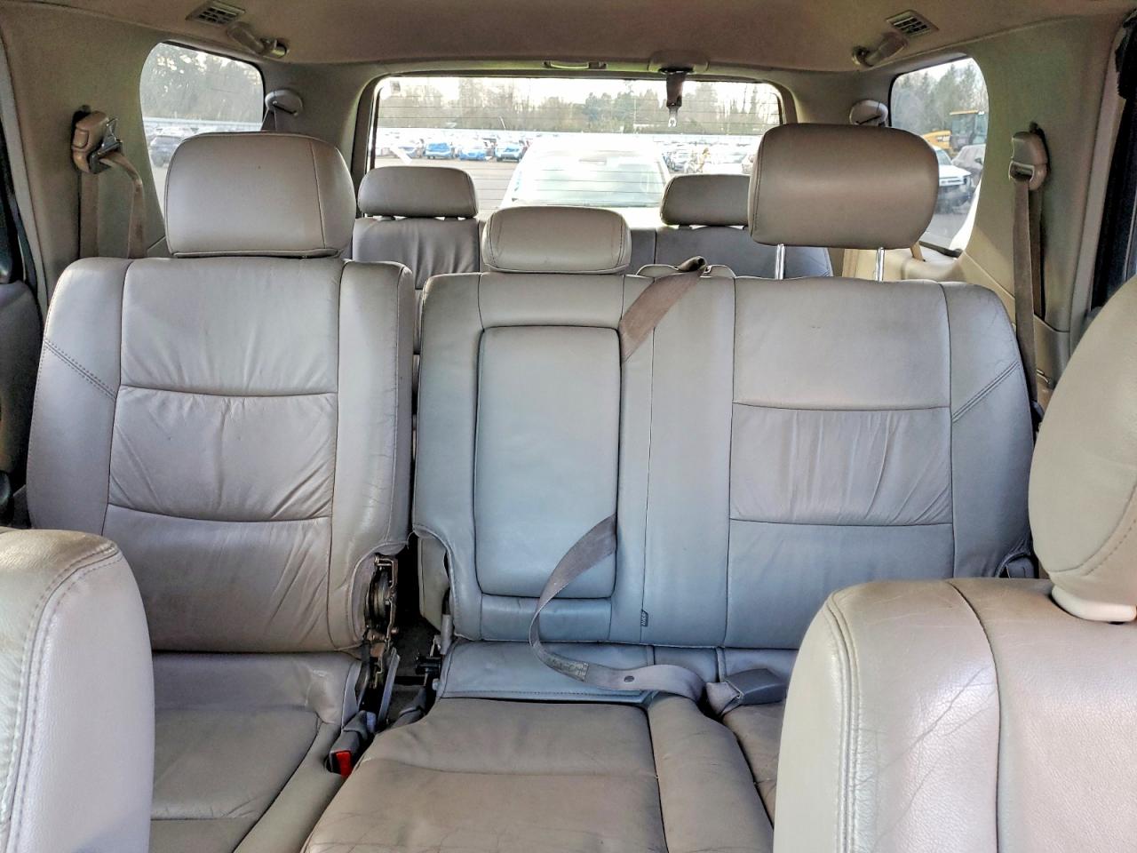 2002 TOYOTA SEQUOIA SR5 photo 10