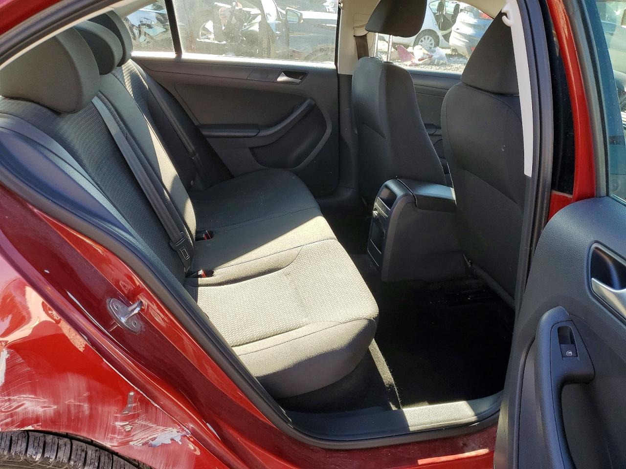 2016 VOLKSWAGEN JETTA S photo 10