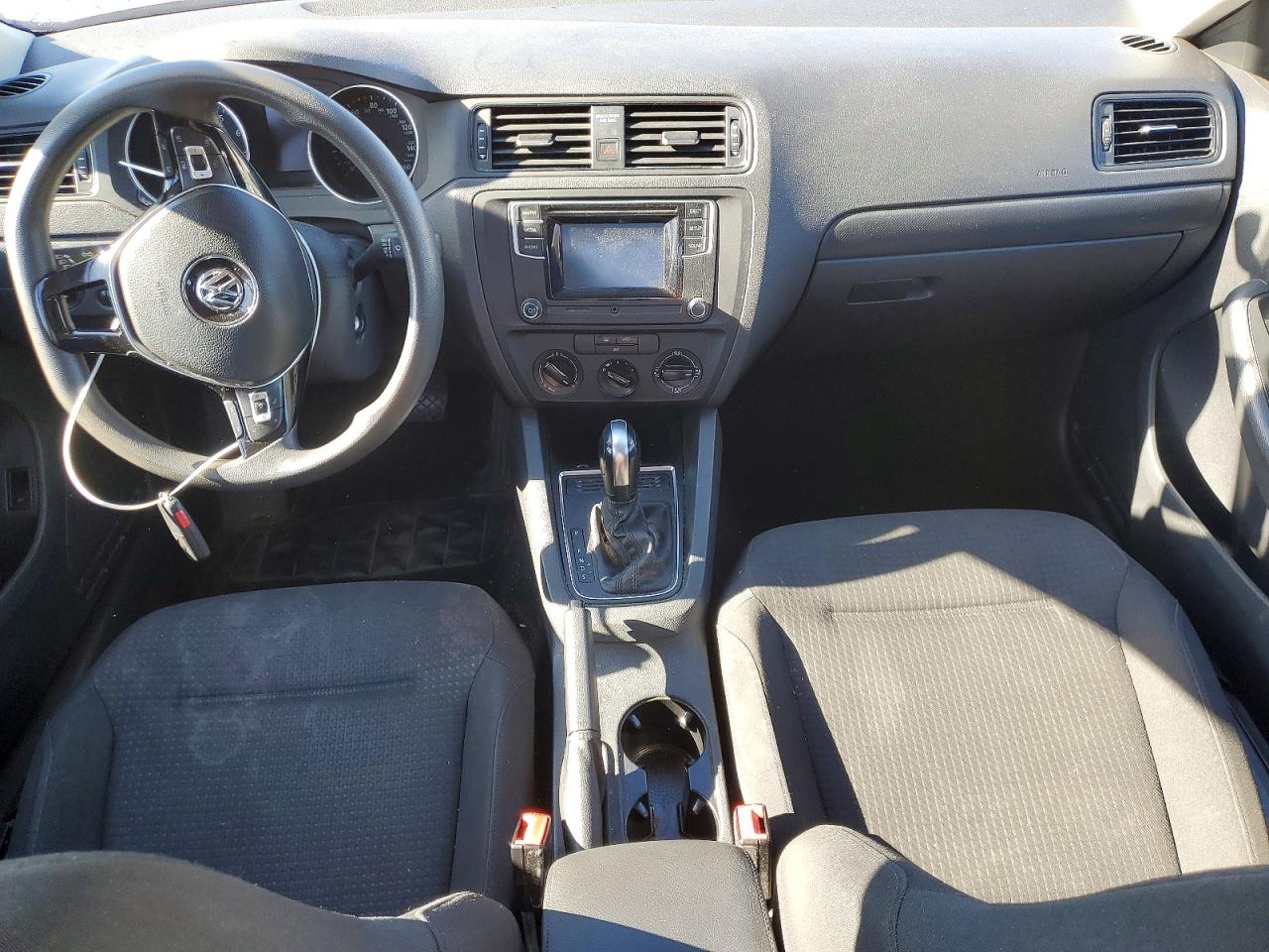2016 VOLKSWAGEN JETTA S photo 8
