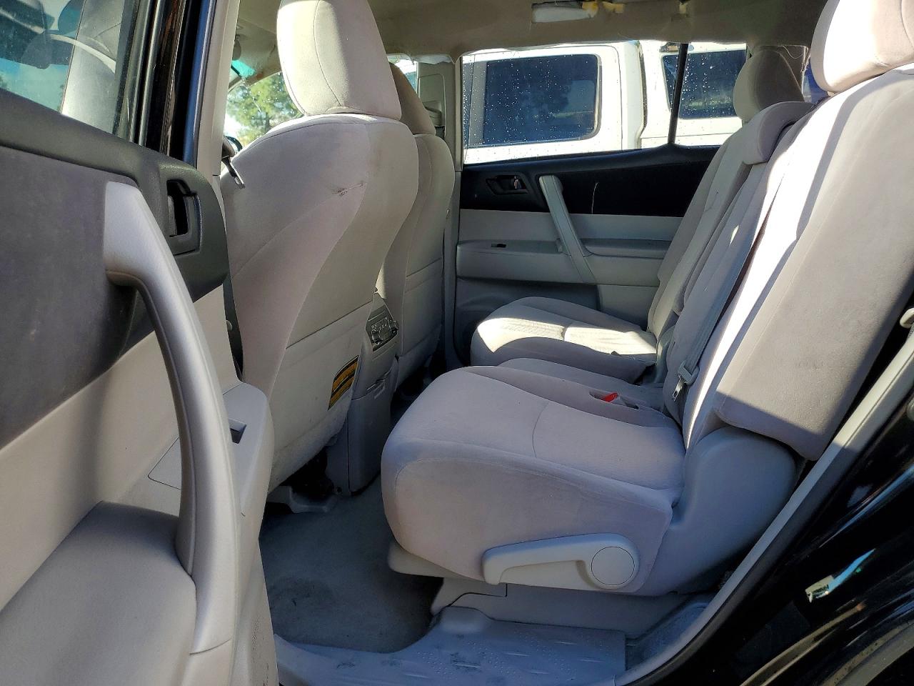 2009 TOYOTA HIGHLANDER photo 10