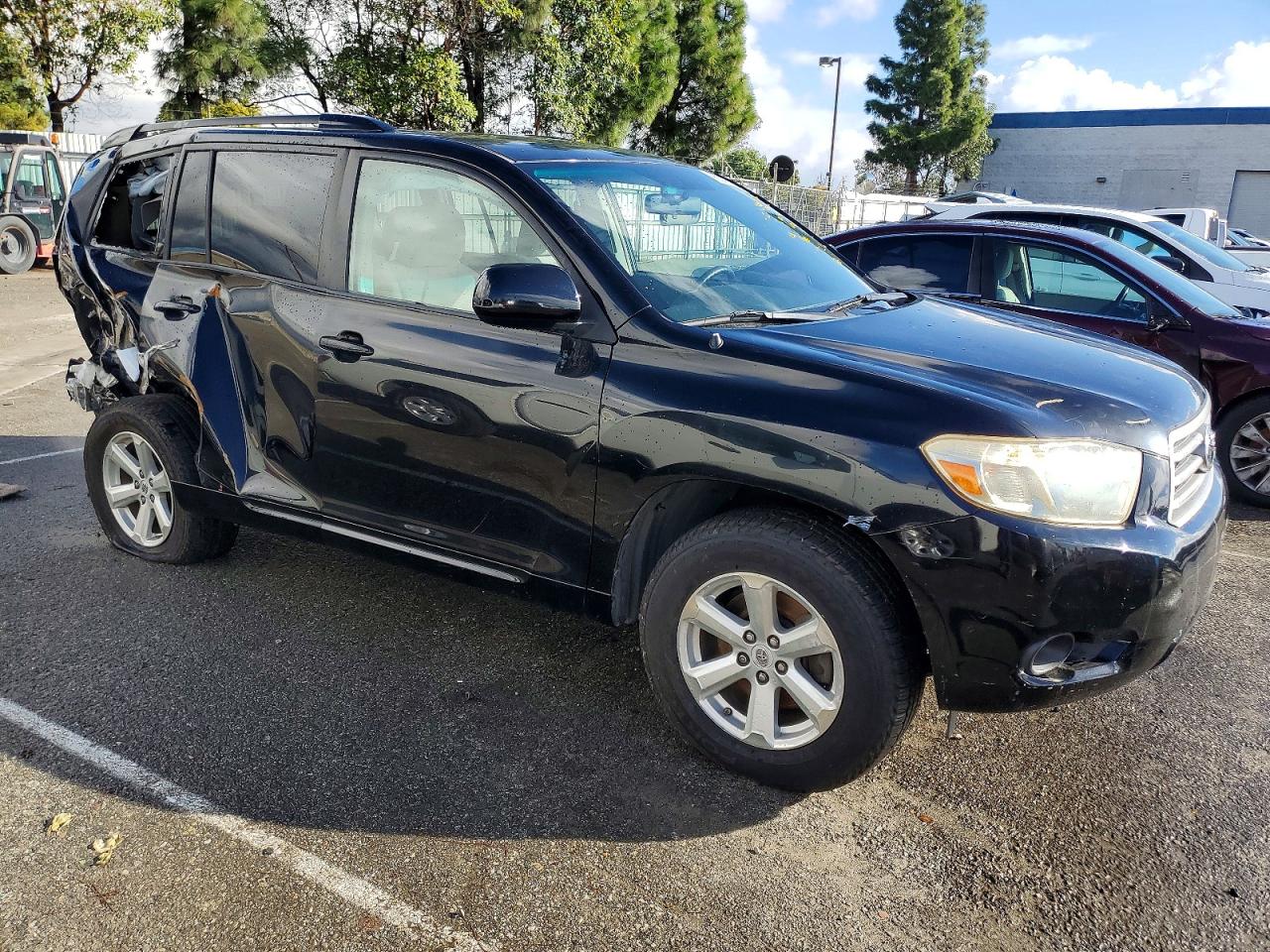 2009 TOYOTA HIGHLANDER photo 4