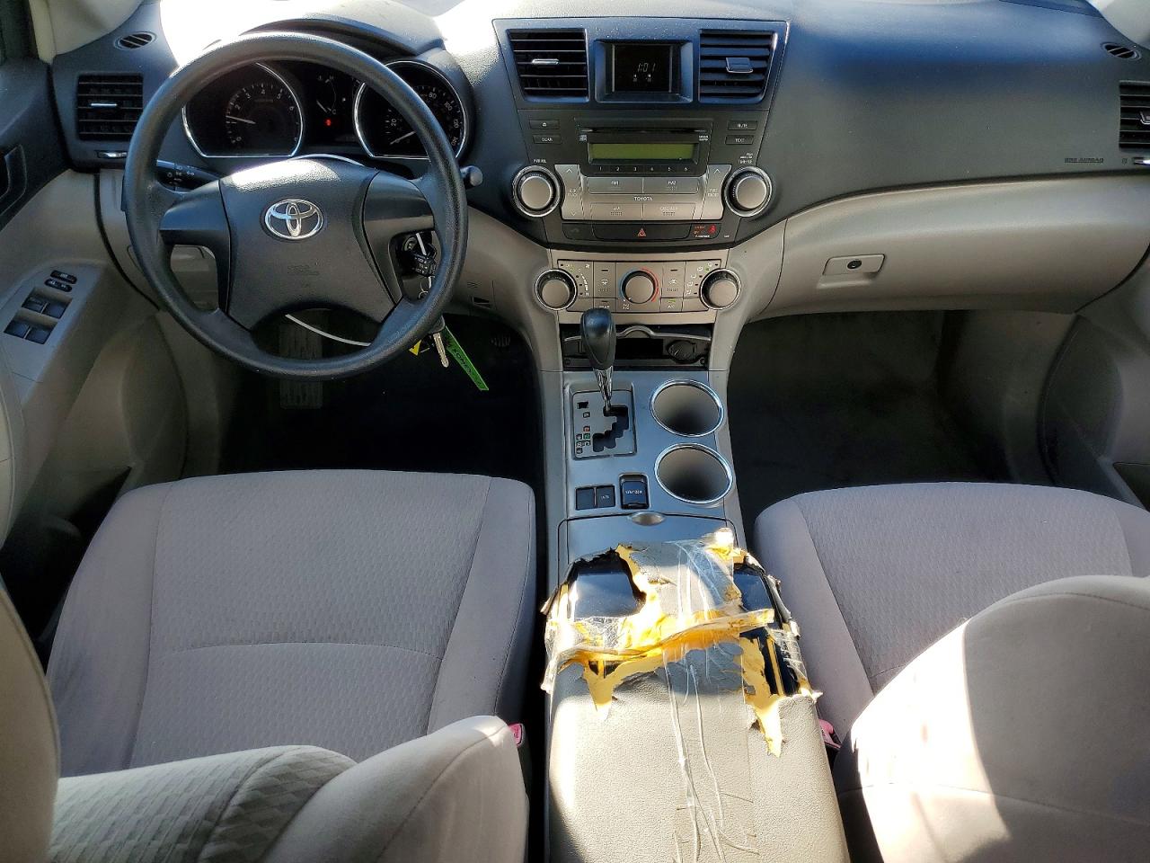 2009 TOYOTA HIGHLANDER photo 8