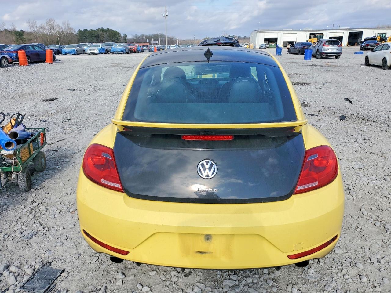 2014 VOLKSWAGEN BEETLE TURBO photo 6
