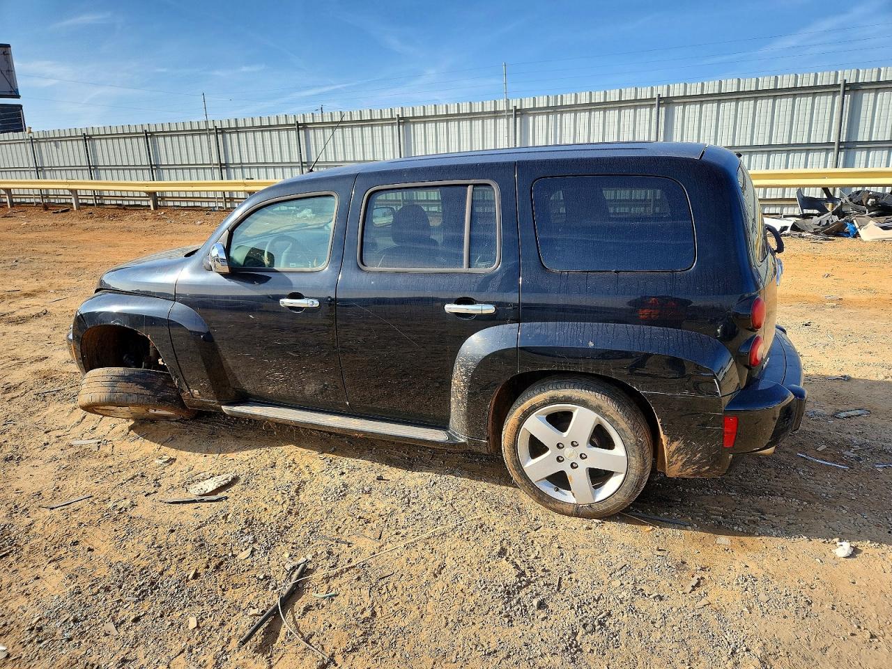 2008 CHEVROLET HHR LT photo 2
