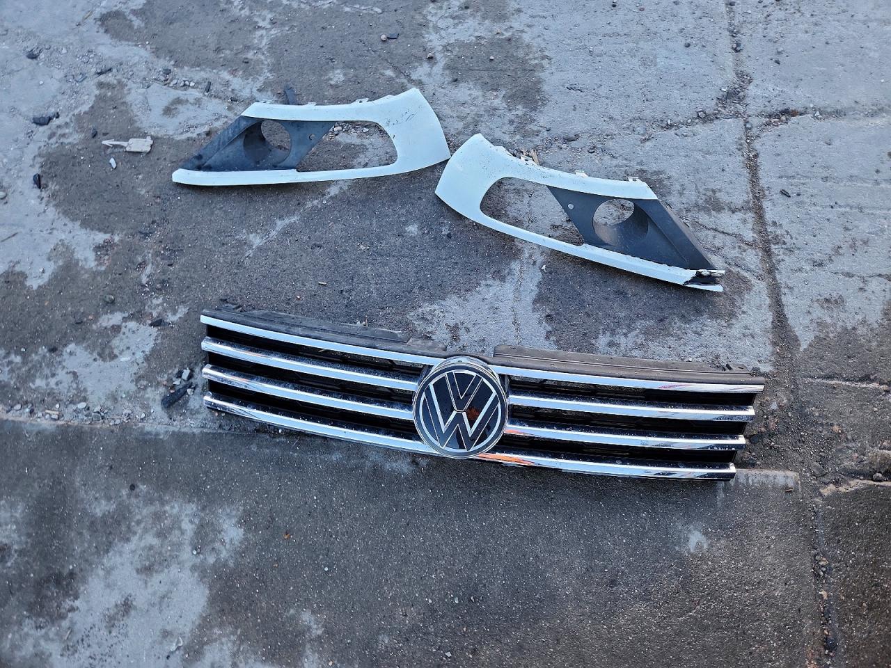 2017 VOLKSWAGEN TOUAREG WOLFSBURG photo 25