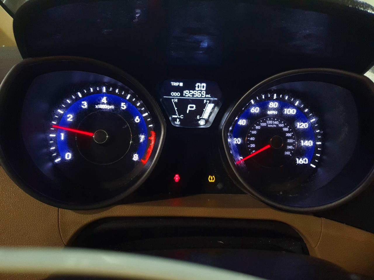 2012 HYUNDAI ELANTRA GLS photo 9