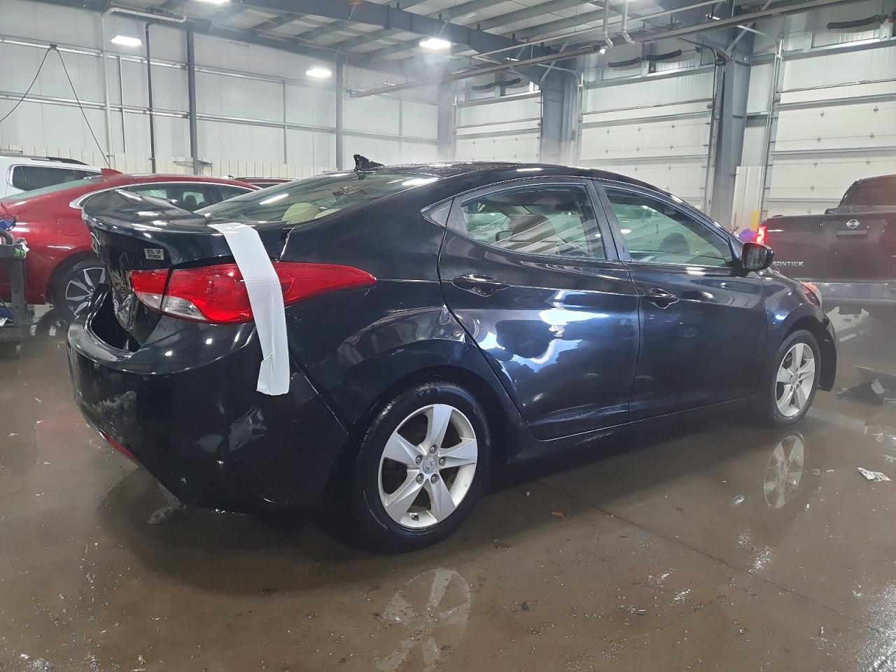 2012 HYUNDAI ELANTRA GLS photo 3