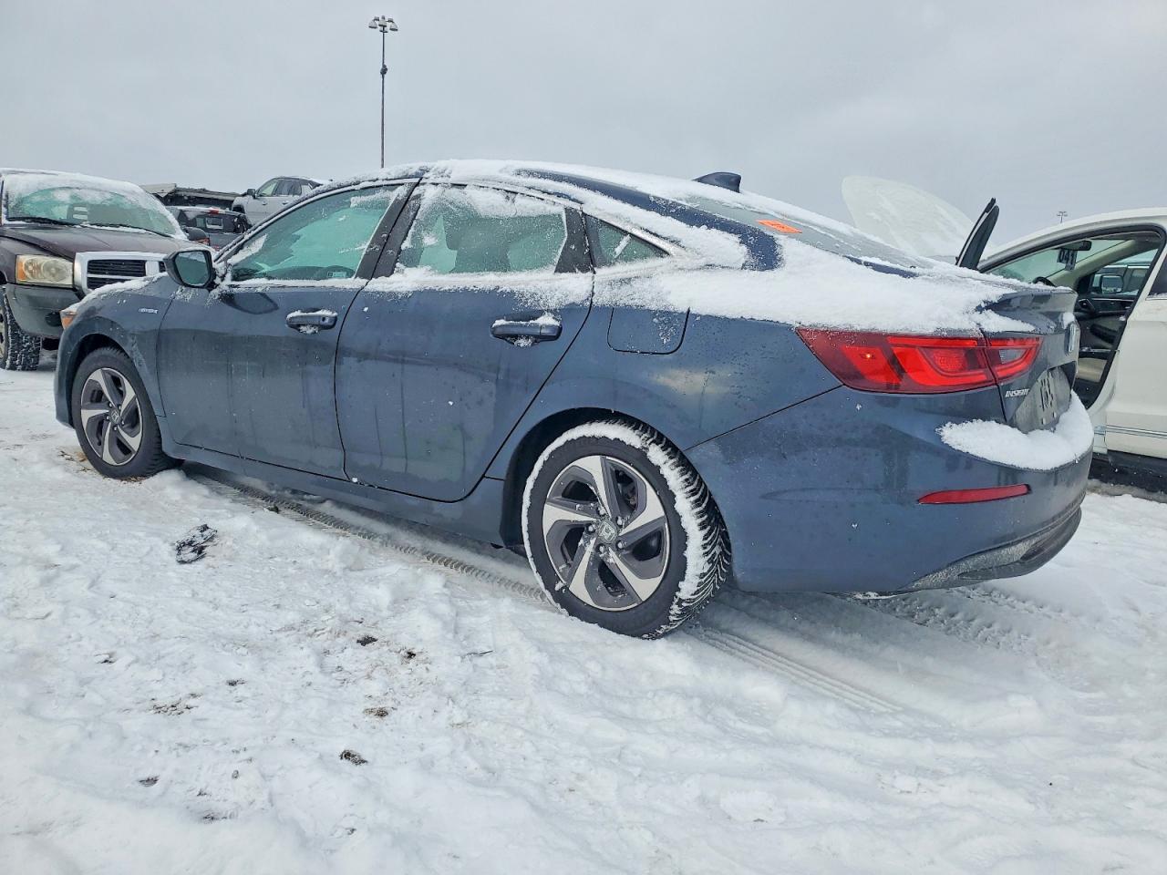 2019 HONDA INSIGHT EX photo 2