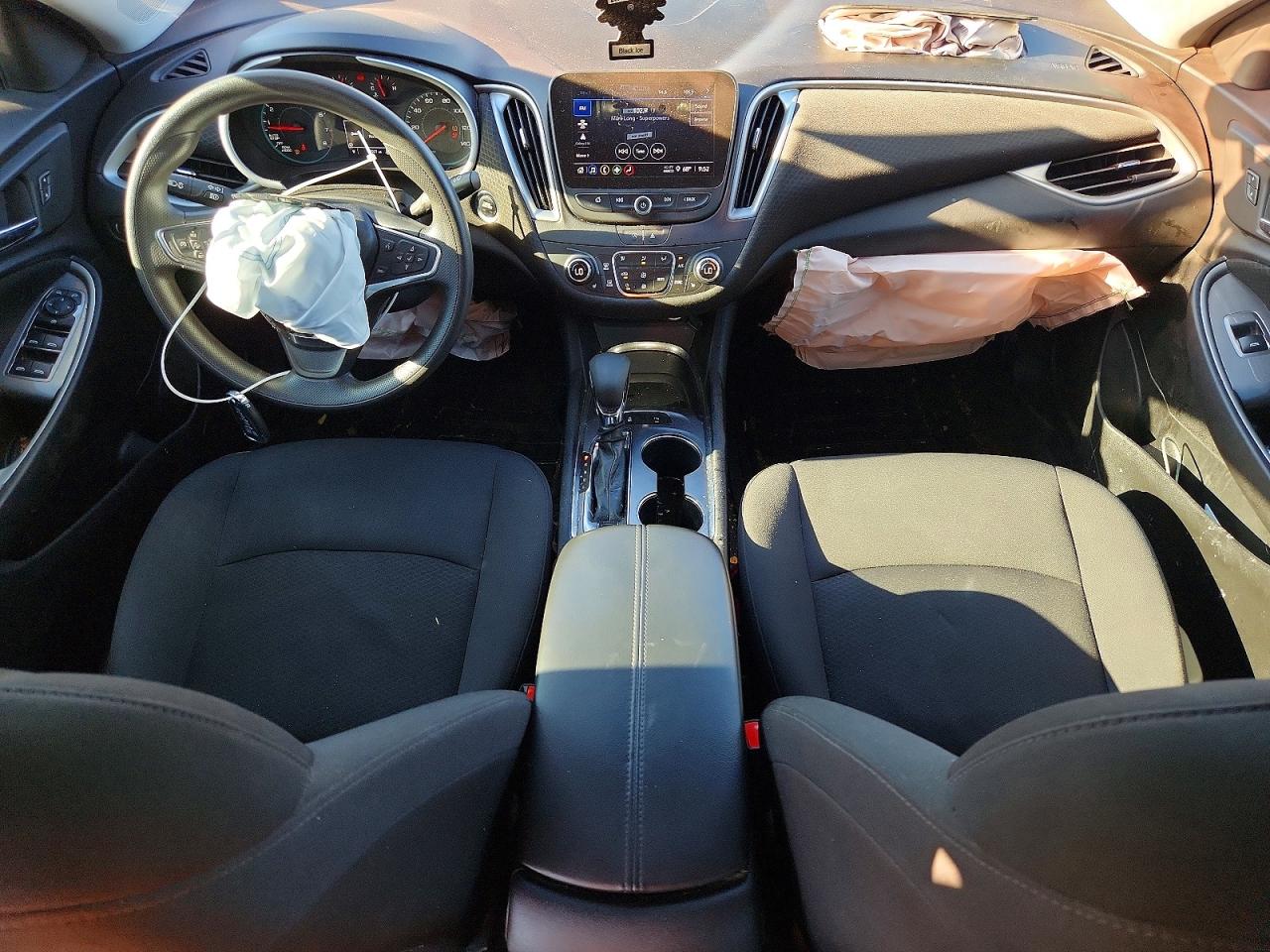 2023 CHEVROLET MALIBU LT photo 8