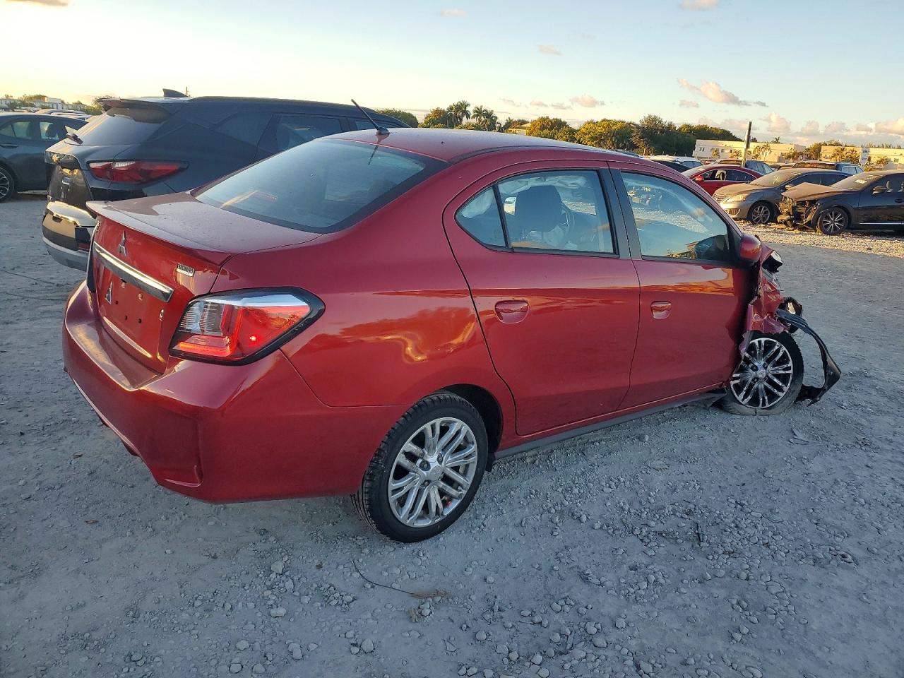 2023 MITSUBISHI MIRAGE G4 ES photo 3