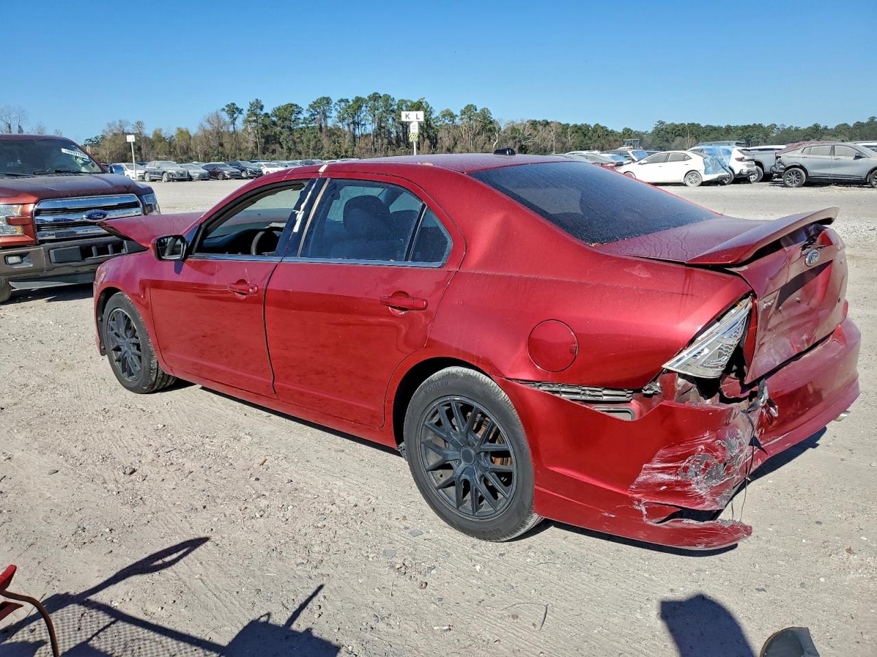 2011 FORD FUSION SE photo 2