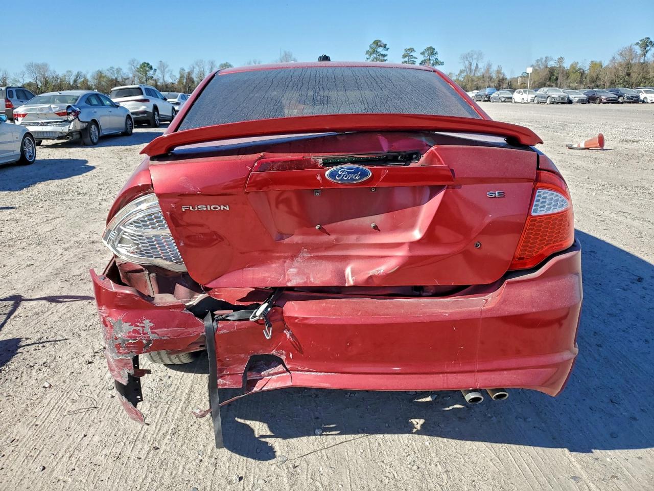 2011 FORD FUSION SE photo 6