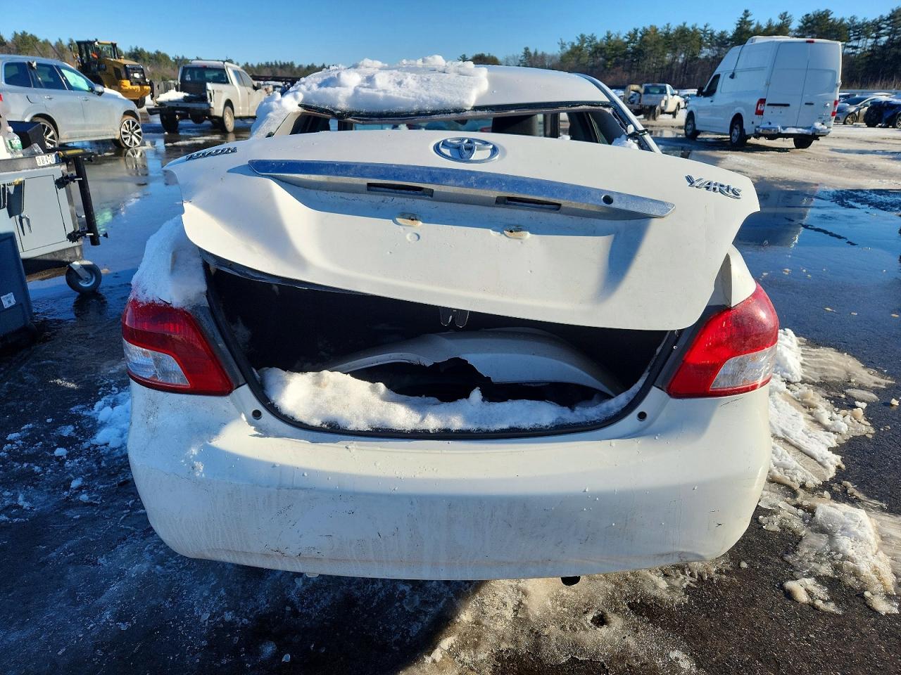 2009 TOYOTA YARIS photo 6