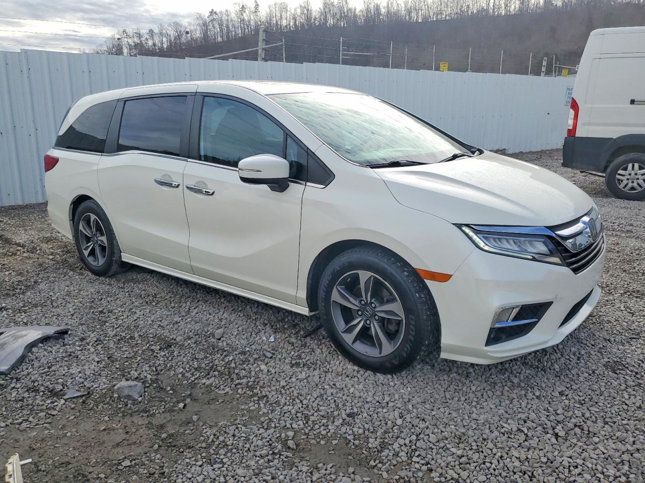 2019 HONDA ODYSSEY TOURING photo 4