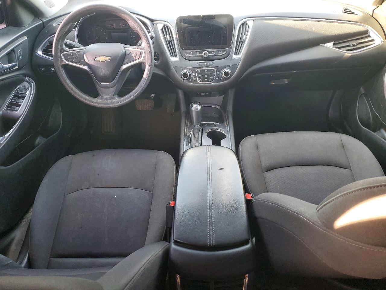 2020 CHEVROLET MALIBU LT photo 8