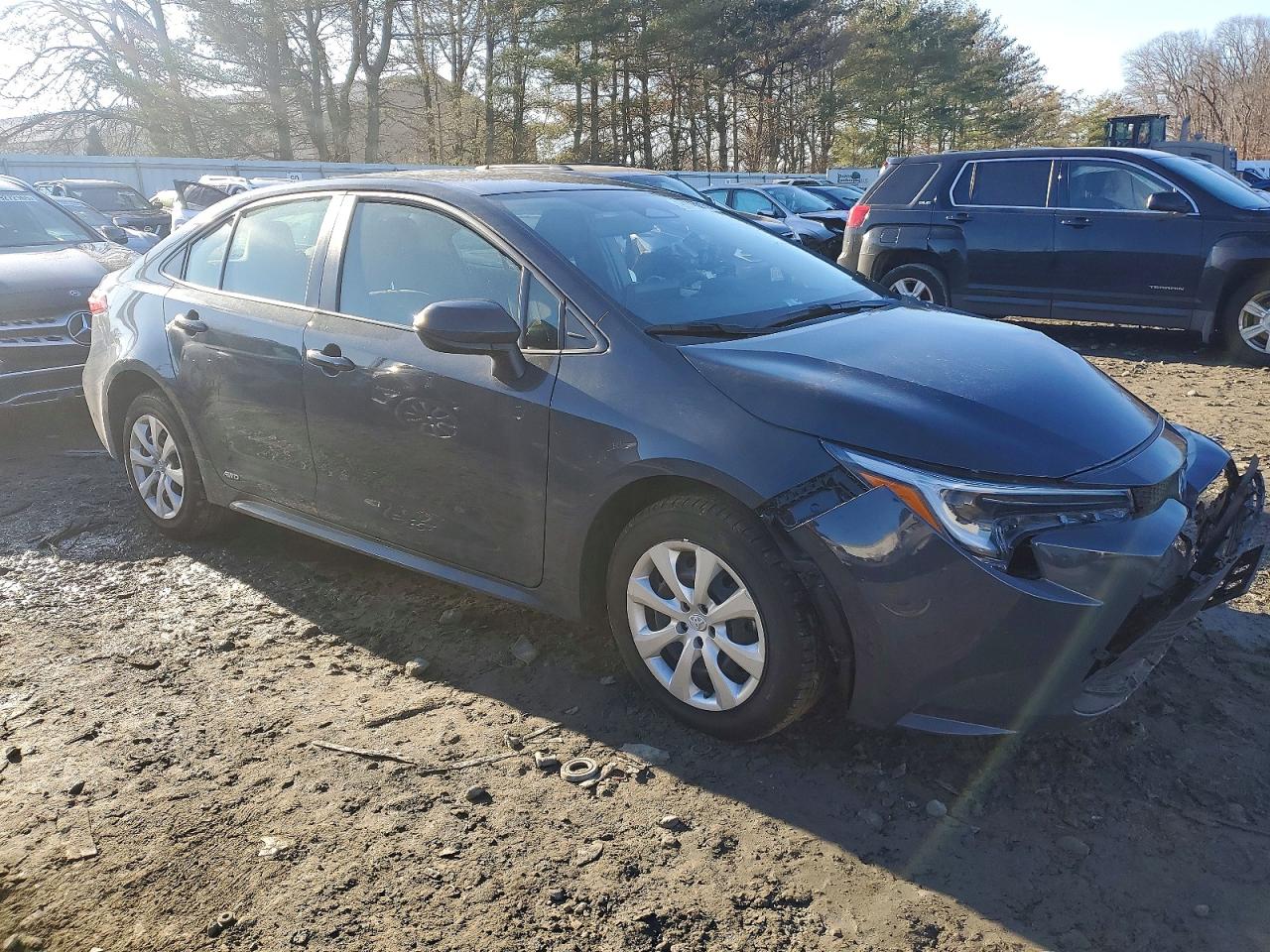 2024 TOYOTA COROLLA LE photo 4
