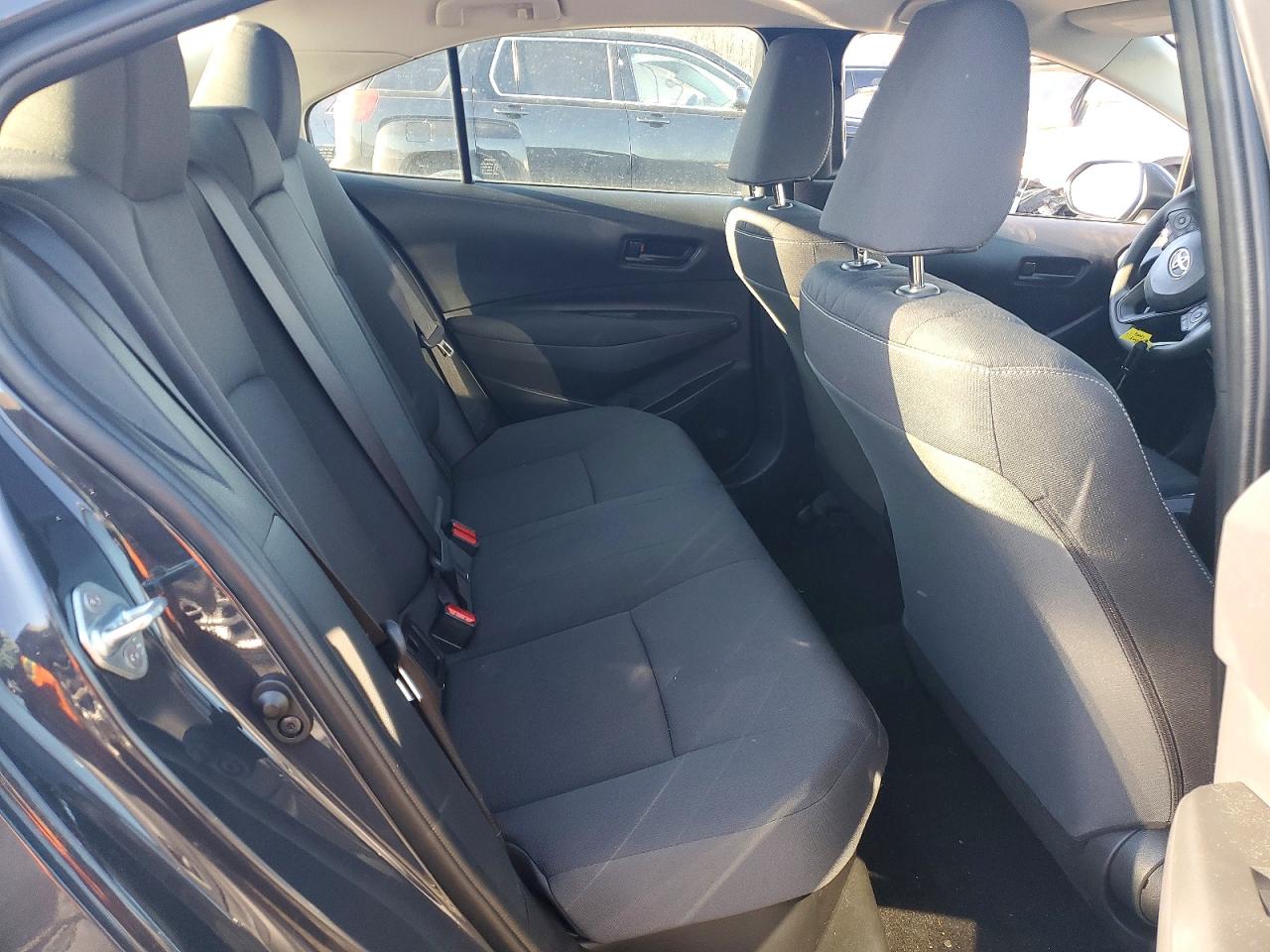 2024 TOYOTA COROLLA LE photo 10