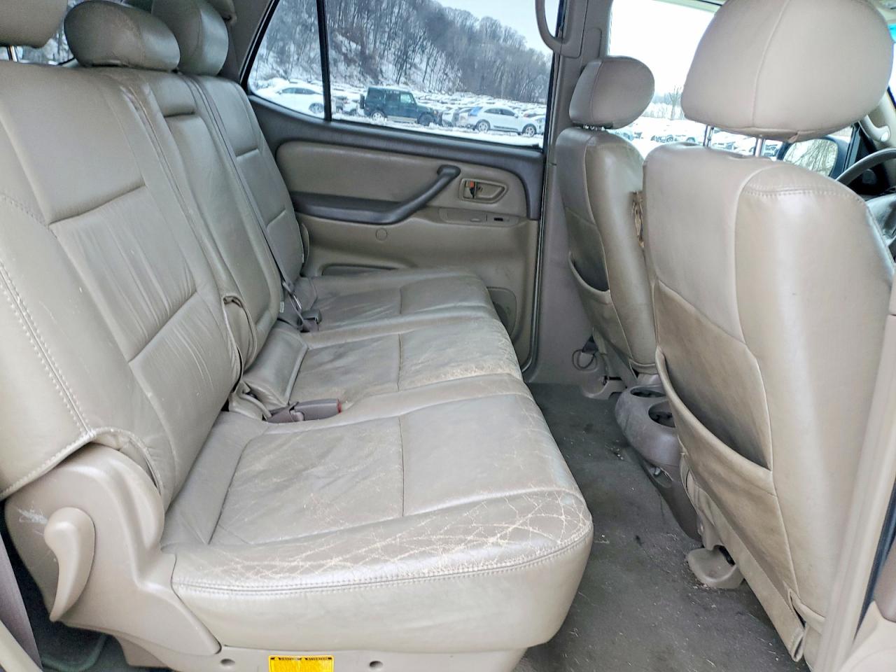 2002 TOYOTA SEQUOIA SR5 photo 11