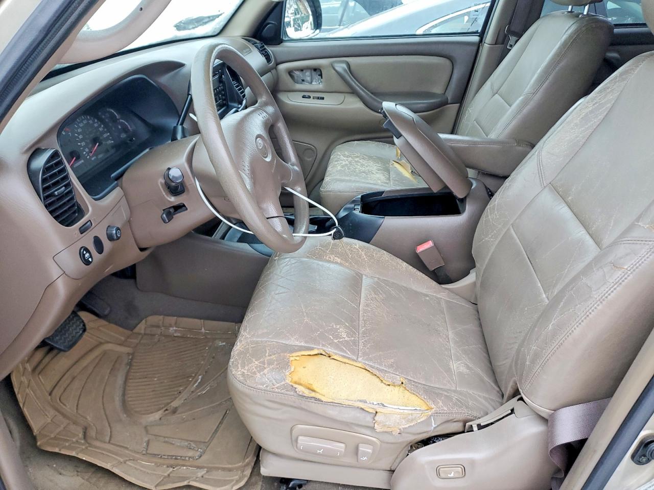2002 TOYOTA SEQUOIA SR5 photo 7