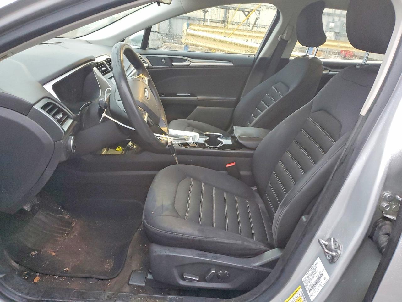 2015 FORD FUSION SE photo 7