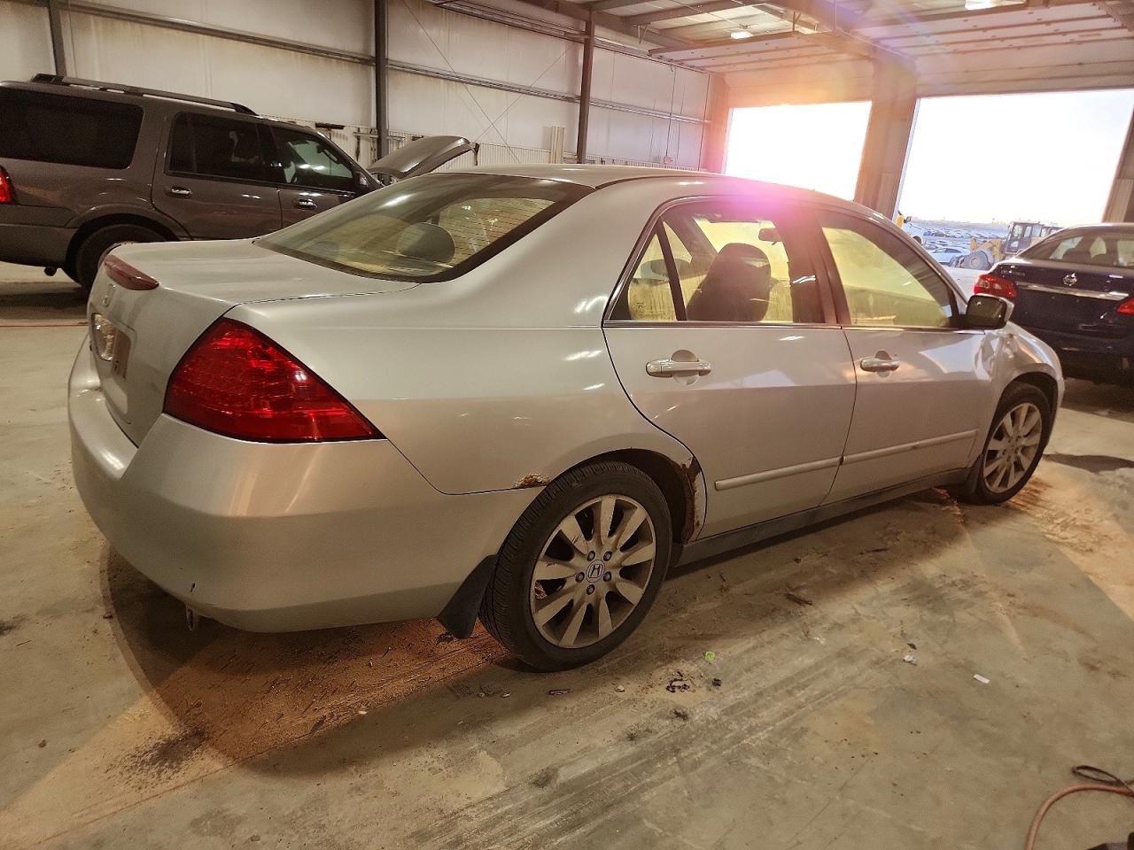2007 HONDA ACCORD SE photo 3