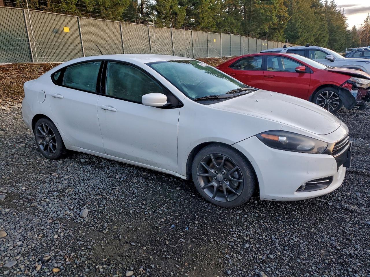 2013 DODGE DART SXT photo 4