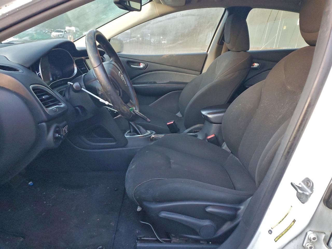 2013 DODGE DART SXT photo 7