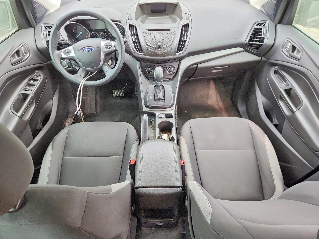2016 FORD ESCAPE S photo 8