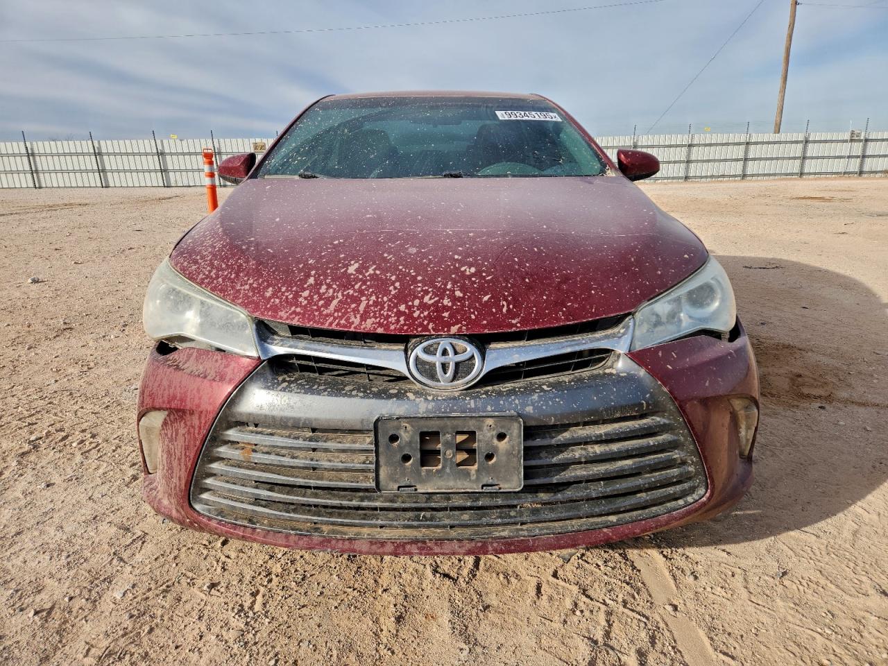 2017 TOYOTA CAMRY LE photo 5