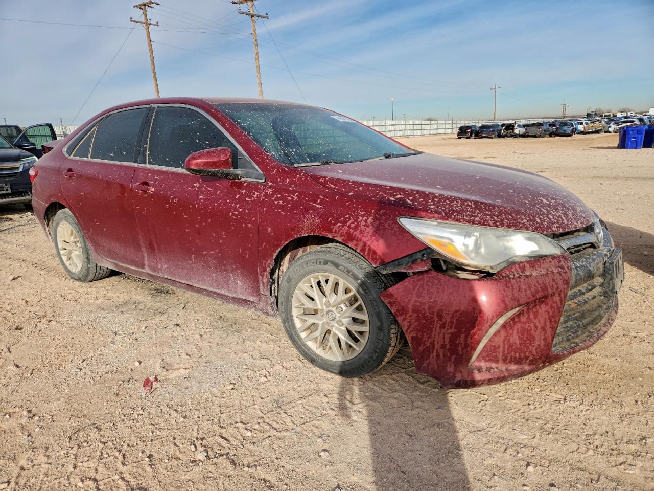 2017 TOYOTA CAMRY LE photo 4