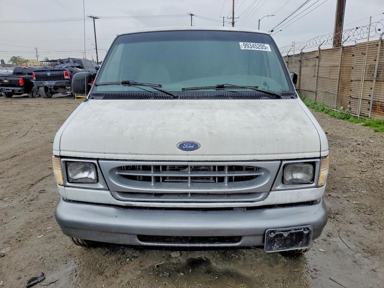 1999 FORD ECONOLINE E150 VAN photo 5