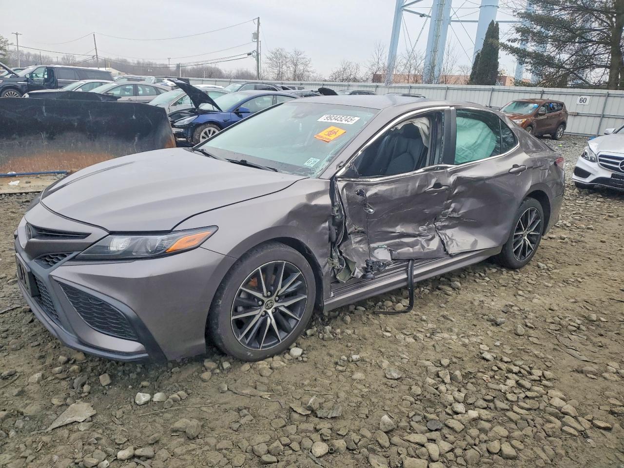 2022 TOYOTA CAMRY