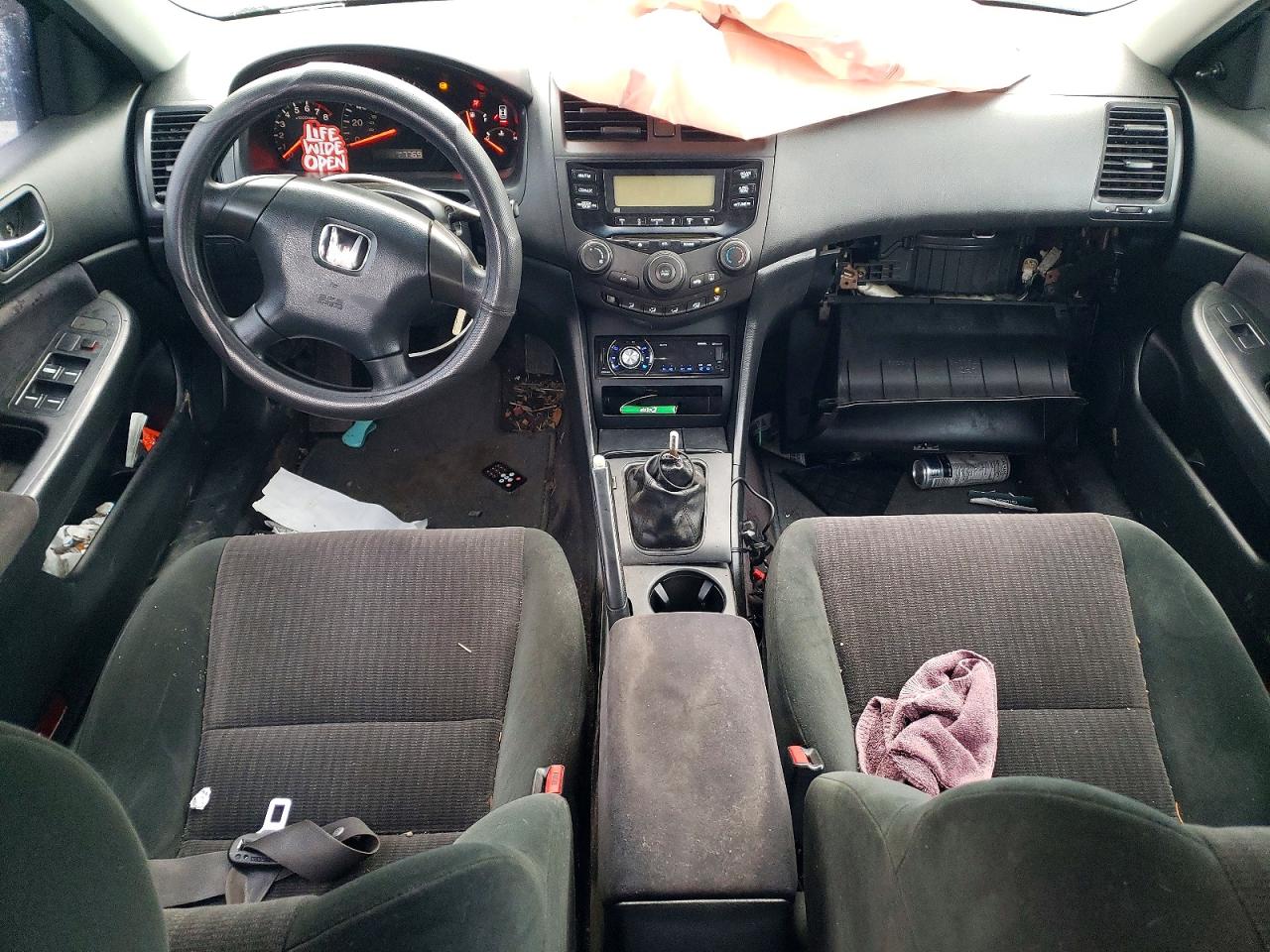 2003 HONDA ACCORD DX photo 15