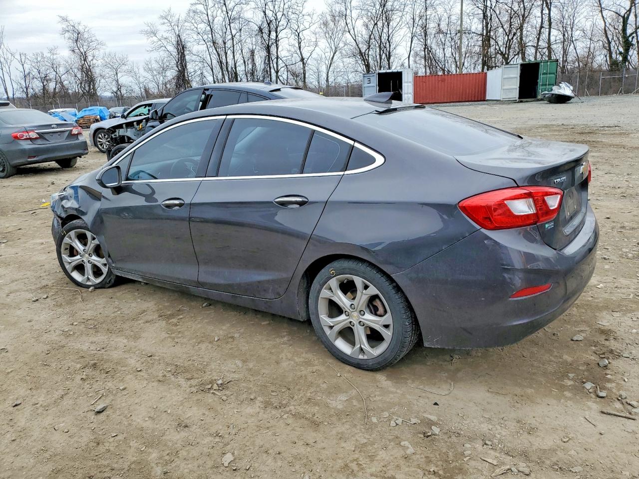 2017 CHEVROLET CRUZE PREMIER photo 2