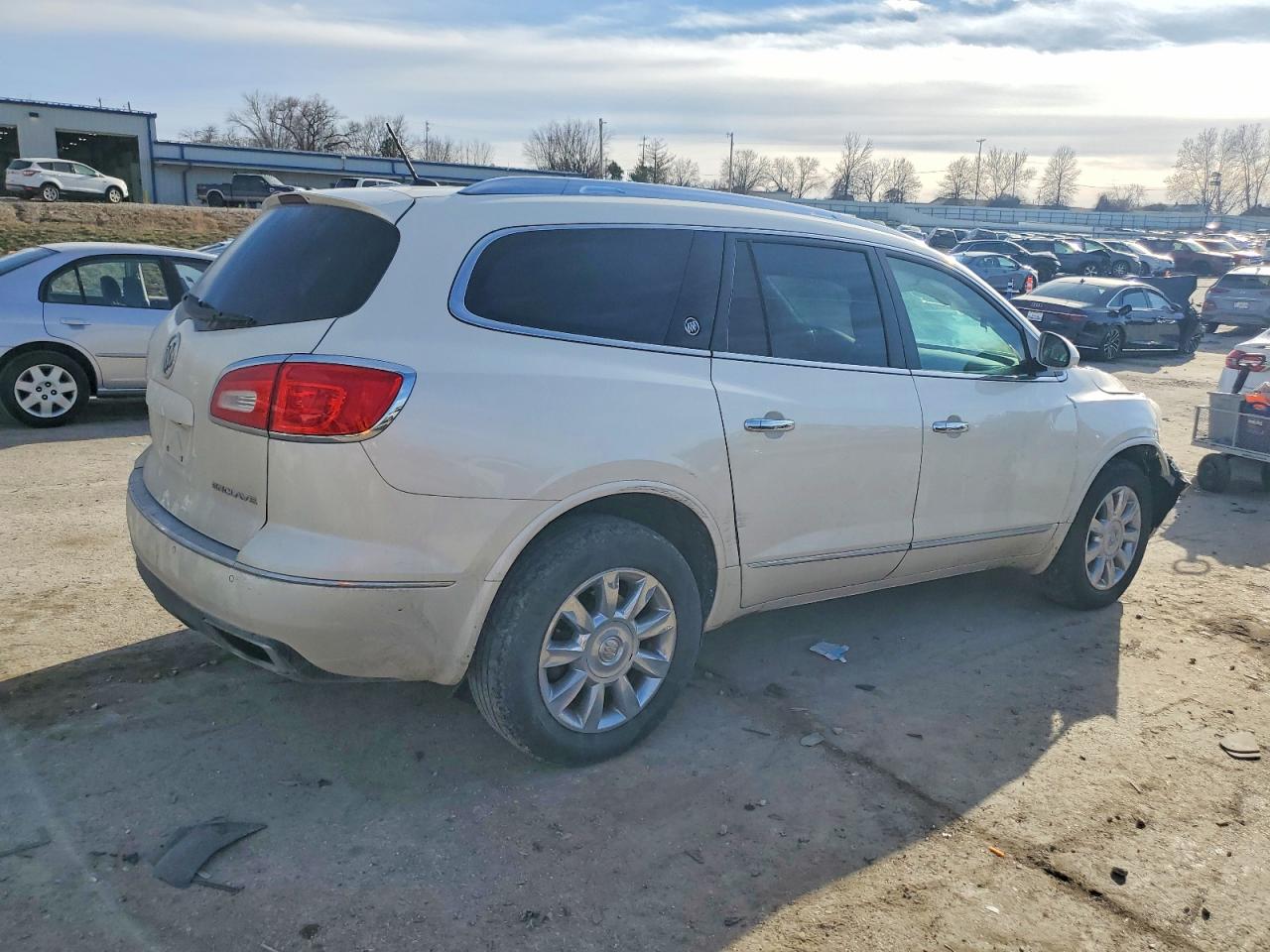 2015 BUICK ENCLAVE photo 3